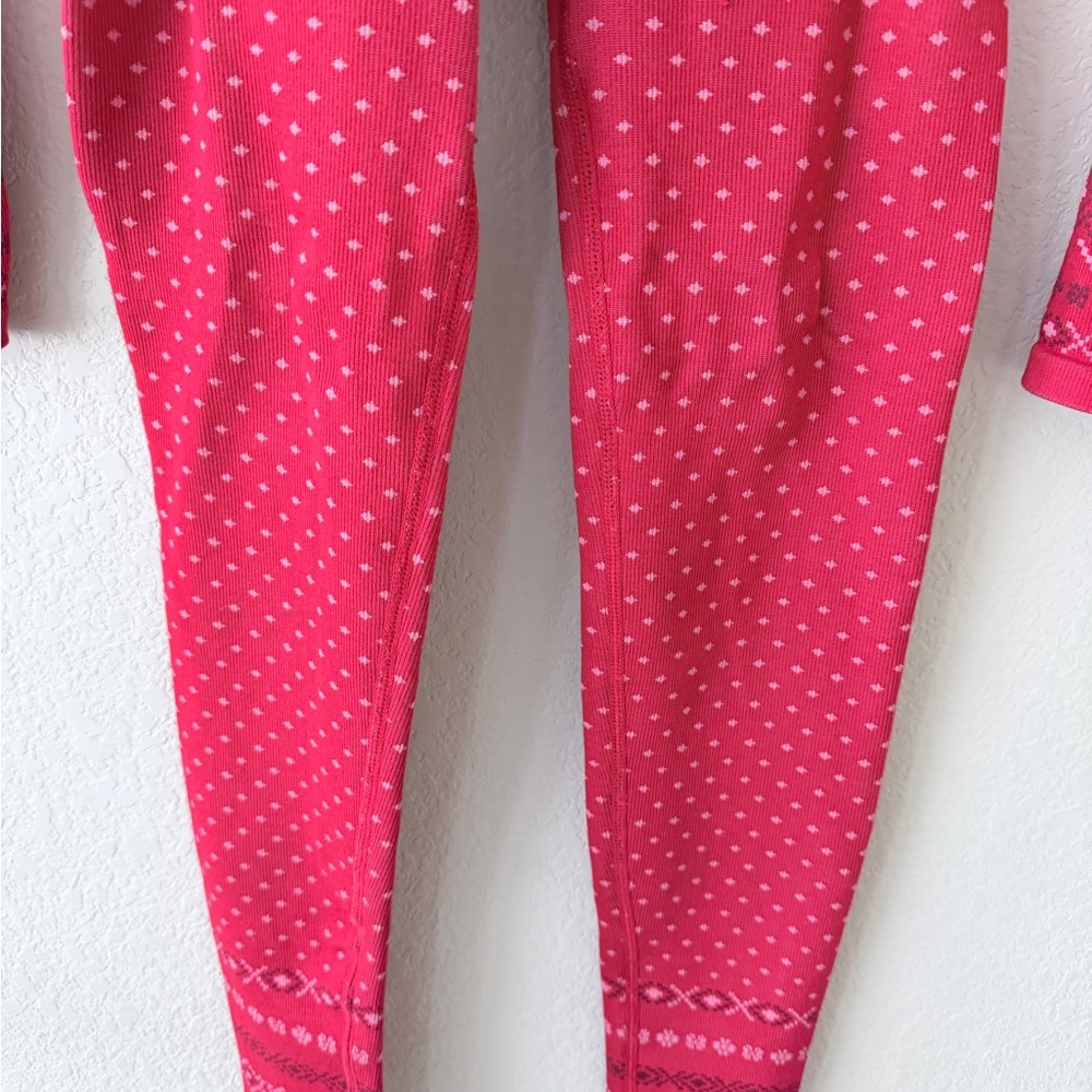 Fabletics Christmas Red Workout Set - image 3